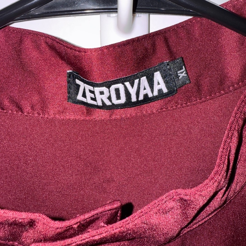 Burgundy Shirt Gold Embroidery Zeroyaa Mens XLarge XL red button down NWT NEW - Picture 9 of 14